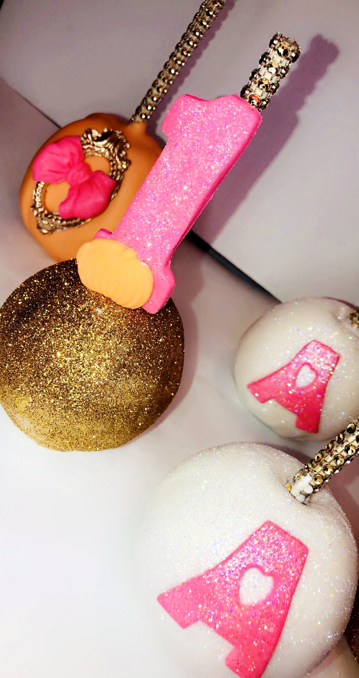 Keisha Kandi Apples