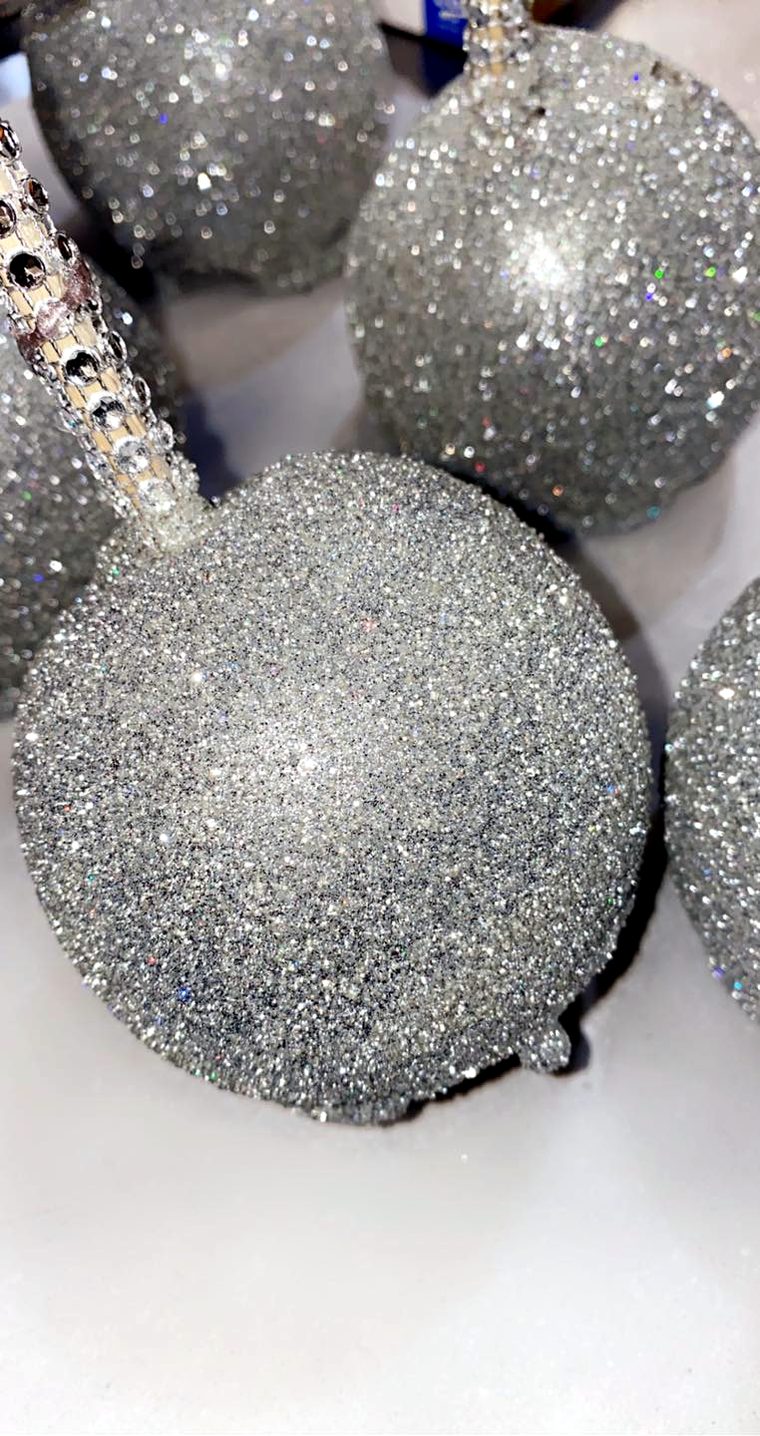 Keisha Kandi Apples